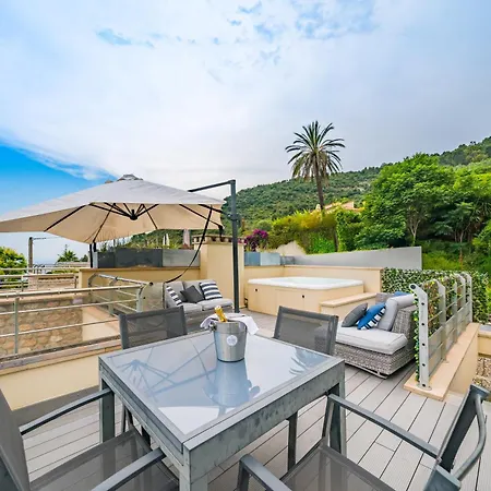Duplex - Terrasse Vue & Jacuzzi - Parking - Du Apartman