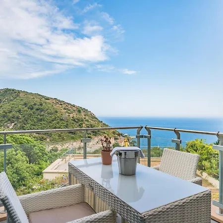 Duplex - Terrasse Vue & Jacuzzi - Parking - Du *