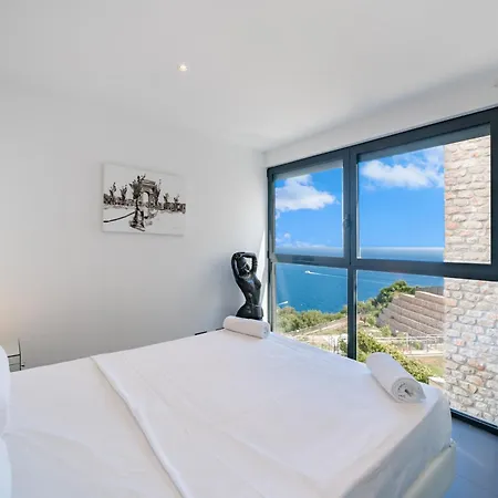 Duplex - Terrasse Vue & Jacuzzi - Parking - Du Apartman